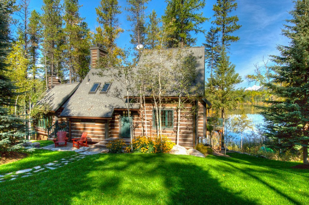 Half Moon Cabin31.jpg